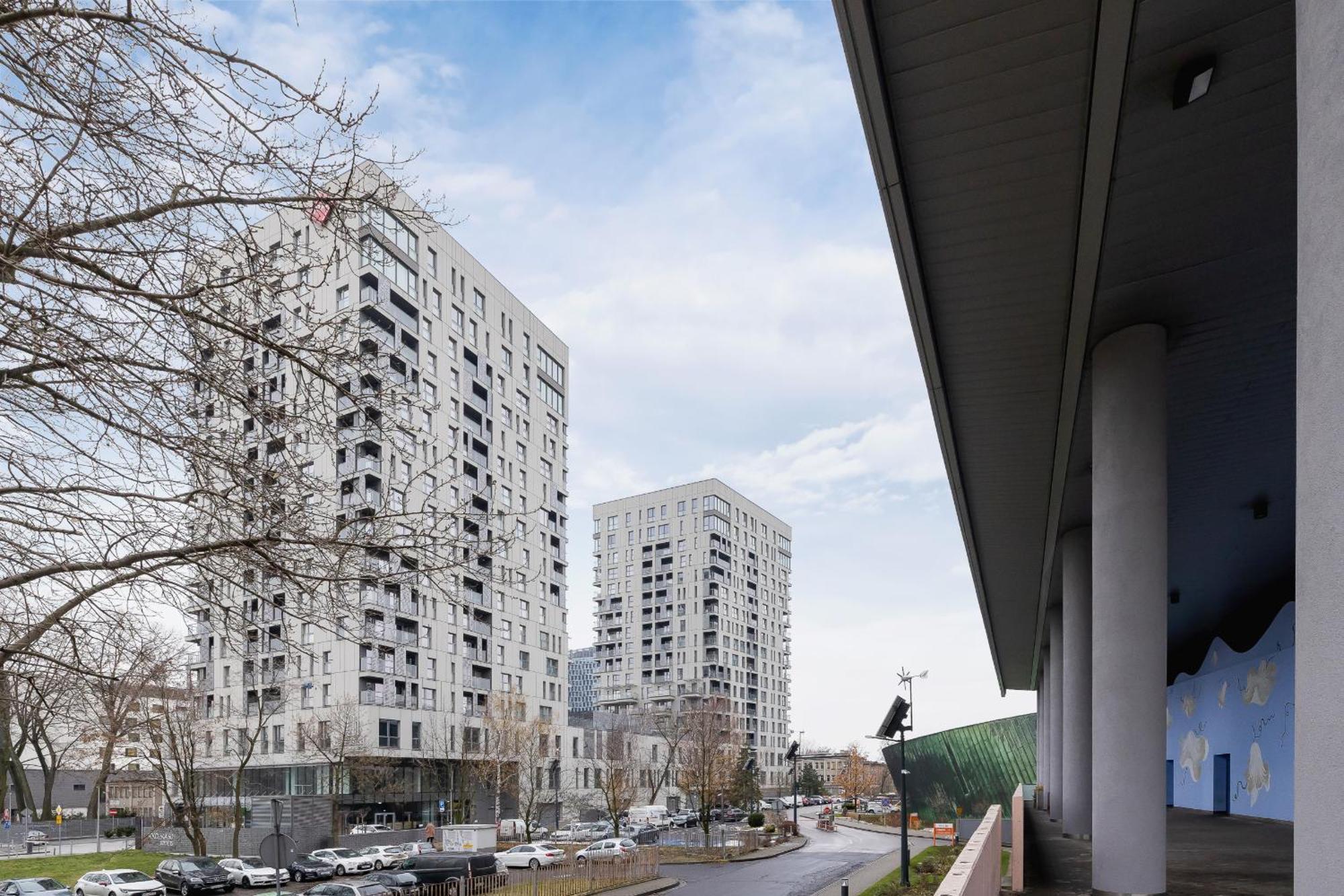 Apartament Exclusive In With Balcony, Parking, Gym And Sauna By Renters *